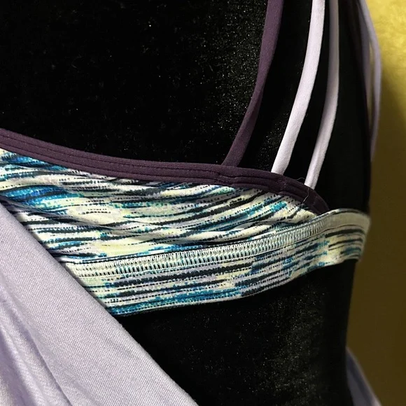 Lululemon Criss Cross Back Tank - Picture 5 of 8
